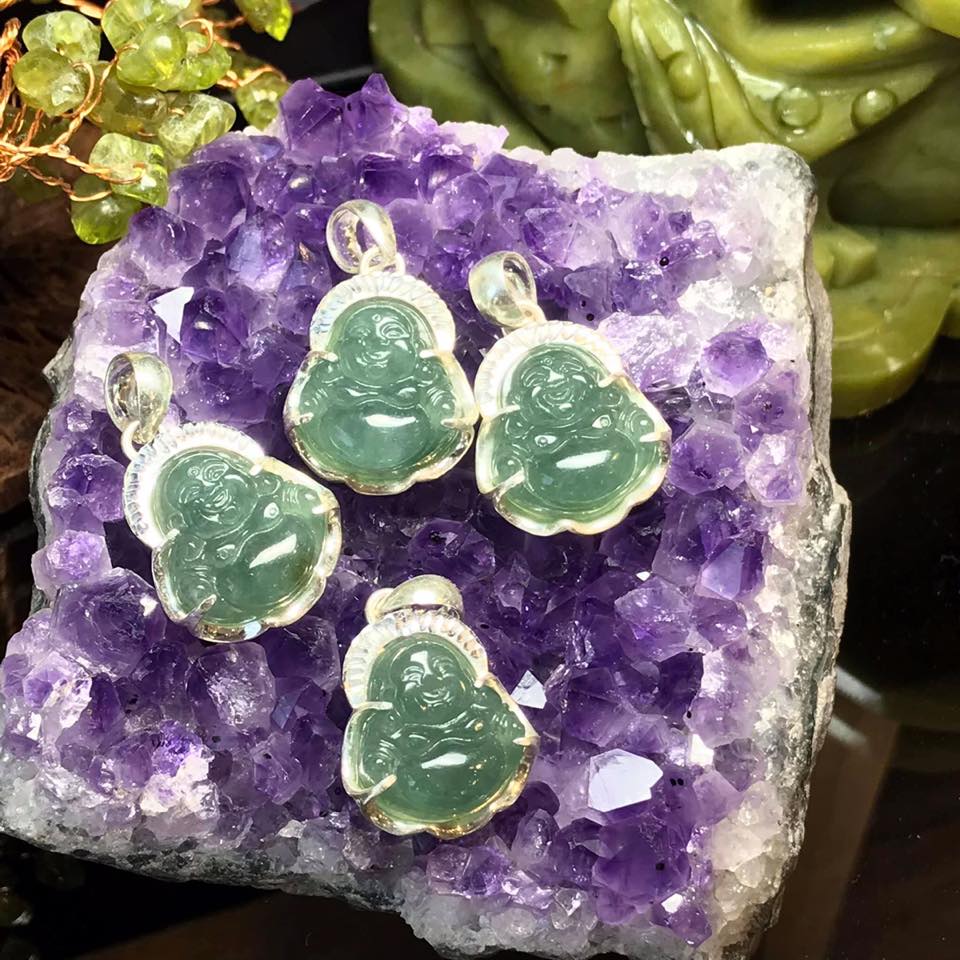 Mặt Phật Di Lặc đeo dây chuyền đá ngọc jade tự nhiên bọc bạc