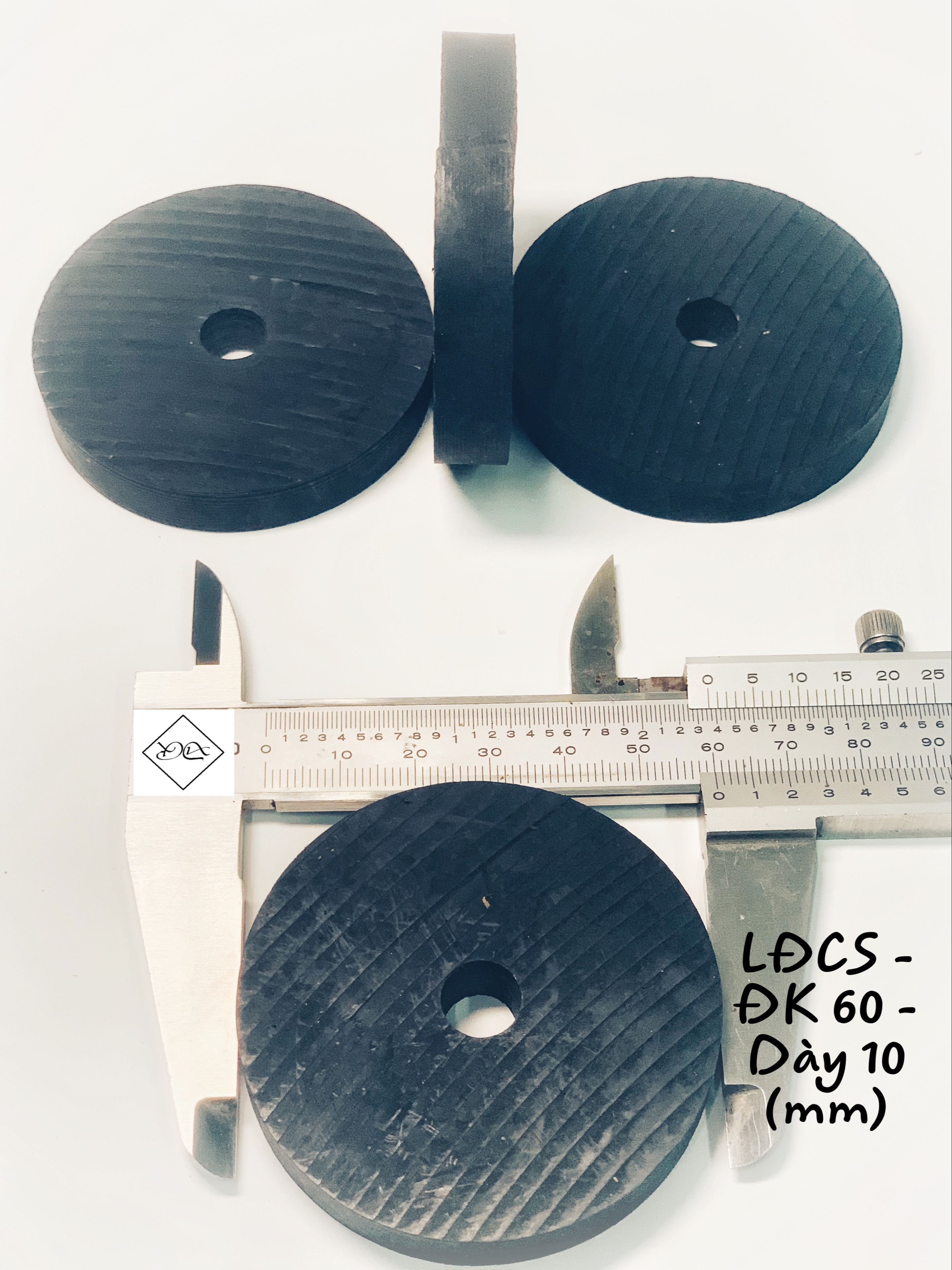 10 long đền cao su phi 60 dày 10 (6cmx1cm)