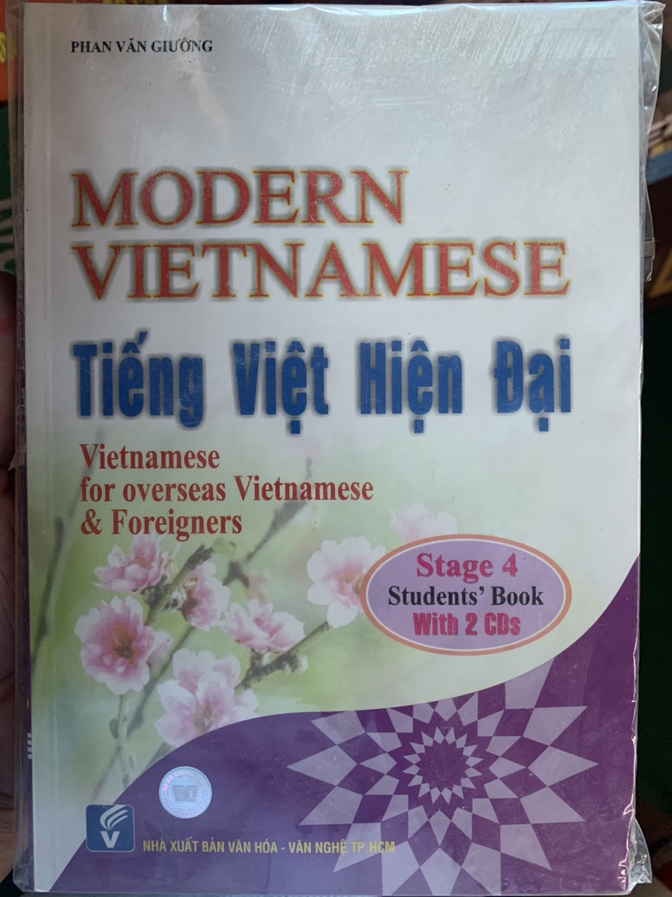 Modern vietnamese - tiếng việt hiện đại - tập 4