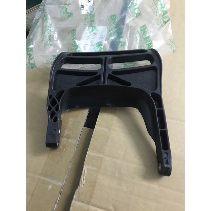 [HCM]Tay thắng máy cưa xích STIHL MS381