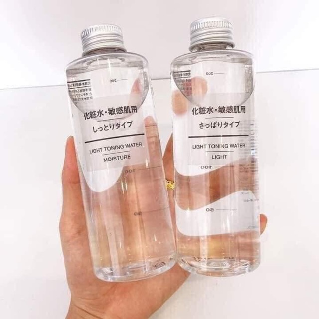 Nước hoa hồng muji