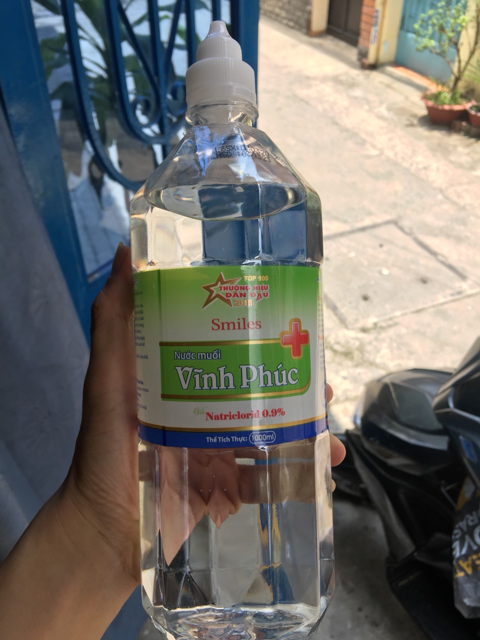 12 chai nước muối sinh lý Vĩnh Phúc 1000ml ( 1 lít )