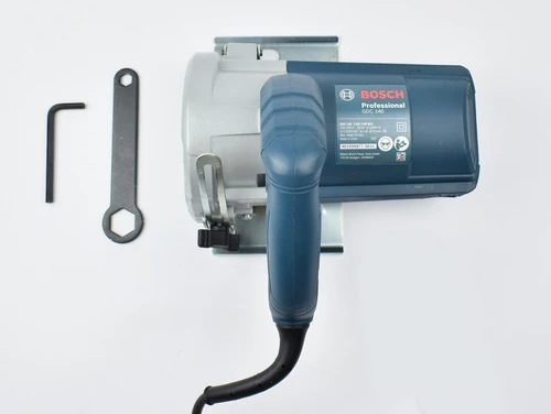 Máy cắt gạch Bosch GDC 140