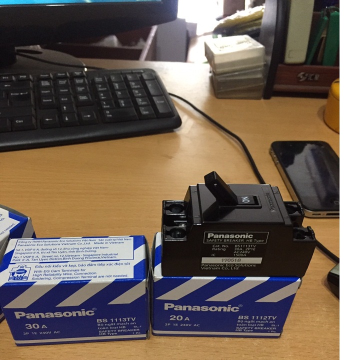 [HCM]CB CÓC 30A PANASONIC-APTOMAT PANASONIC 10A 20A 40A 15A-CẦU DAO PANASONIC