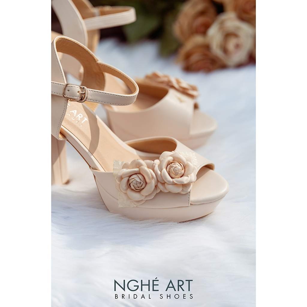 Giày cưới Nghé Art cao gót đính hoa lụa 283