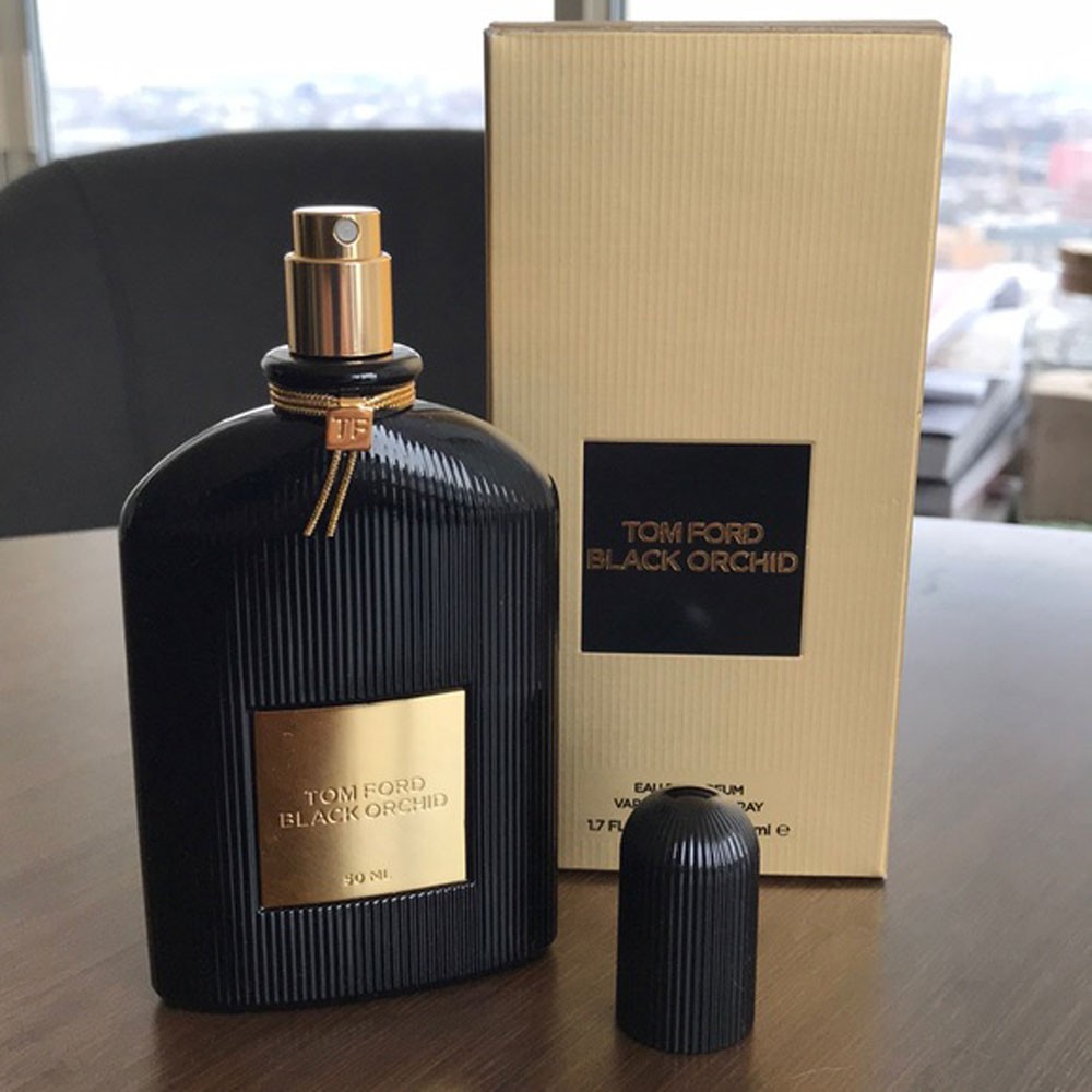 Nước hoa Tom Ford đen lôi cuốn quý phái 100ml