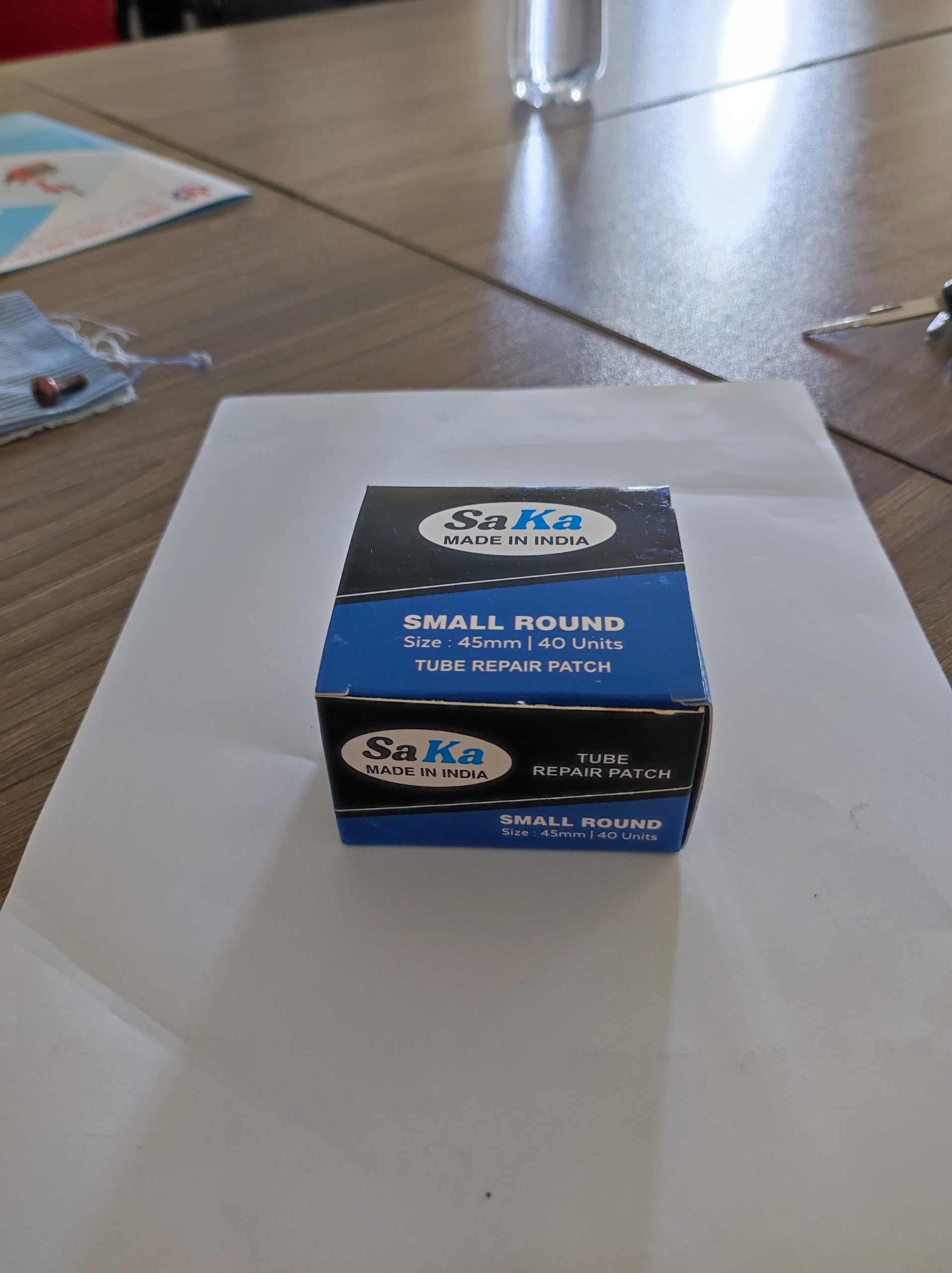 Miếng Vá Săm Lốp Xe Máy Ô Tô SAKA Small Round 43mm ( Hộp 40 miếng )
