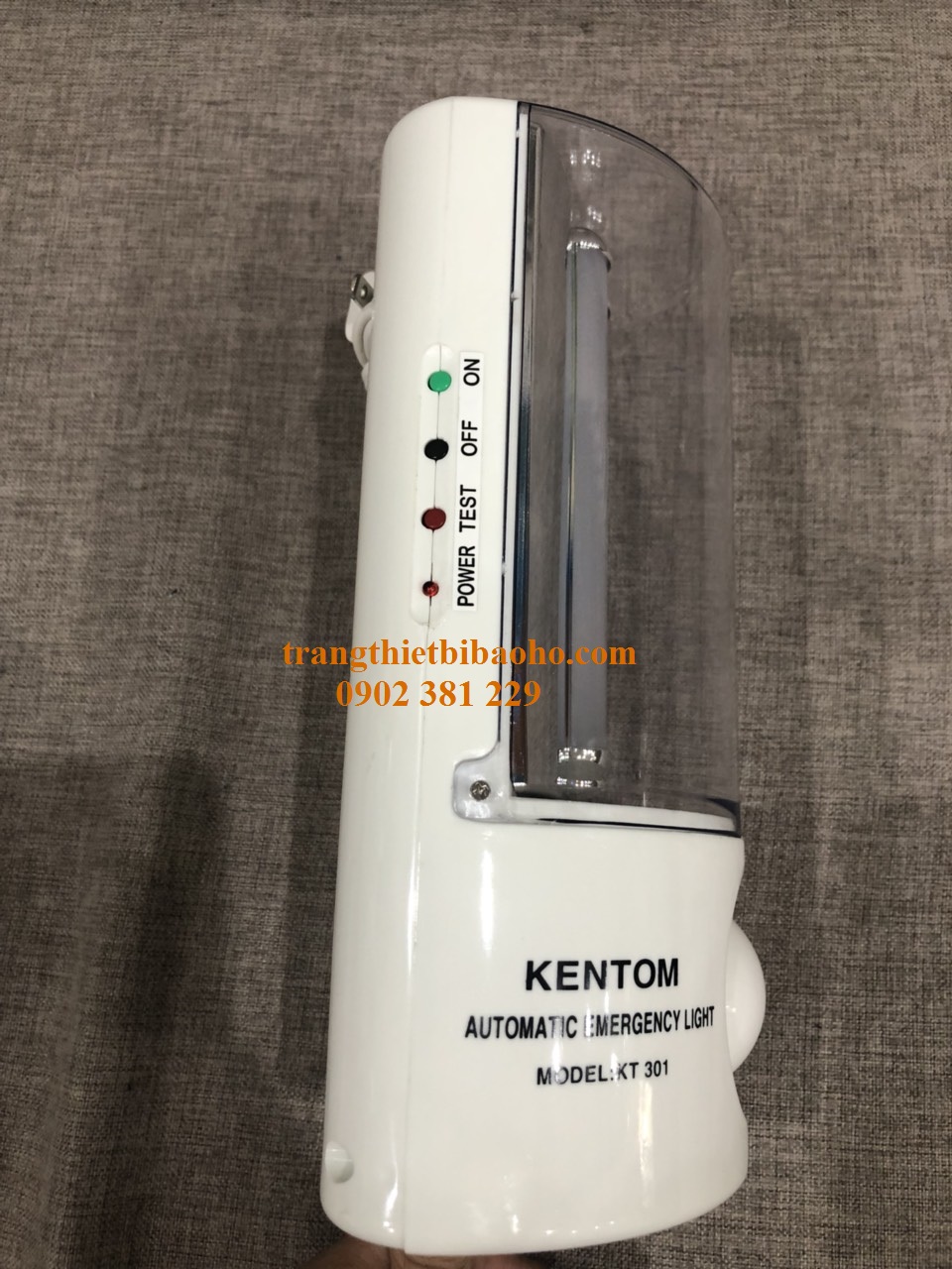 Đèn pin sạc khẩn cấp Kentom KT-301 - hình thật