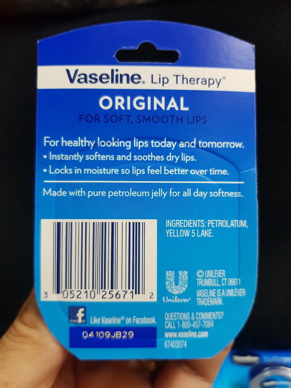 Son dưỡng Vaseline Lip Therapy Original 7g (Xanh) Mỹ