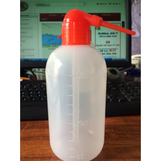 Bình tia 500ml vòi ngang nắp đỏ