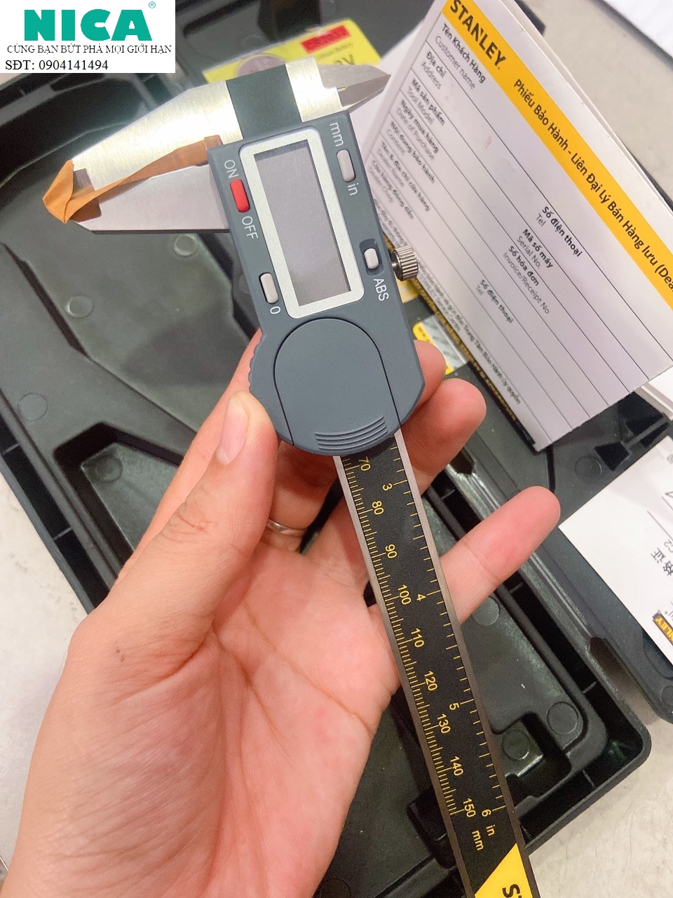 Thước cặp điện tử 150mm PRO Stanley 37-150-23C