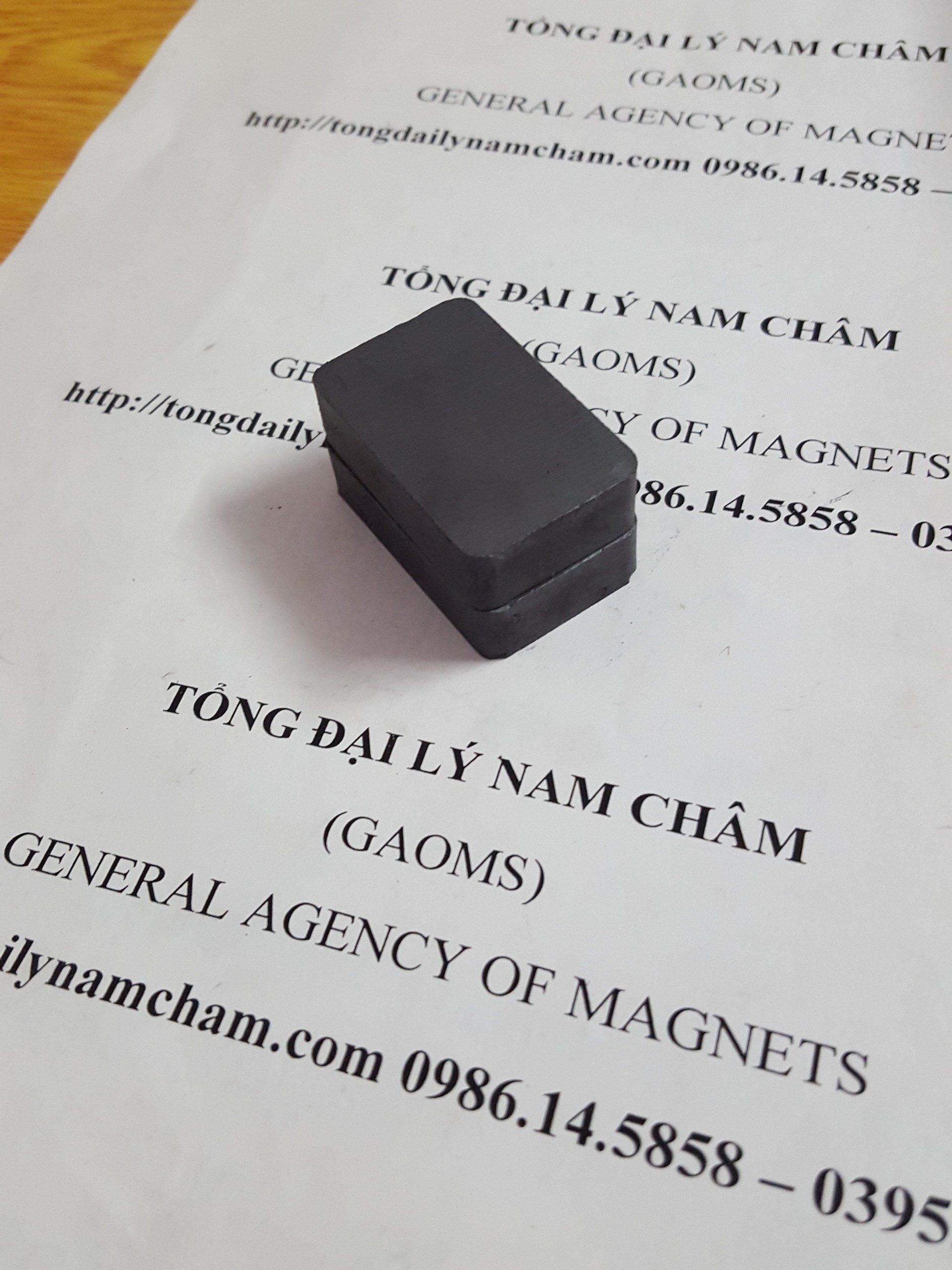 5 viên nam châm đen 40x25x10mm