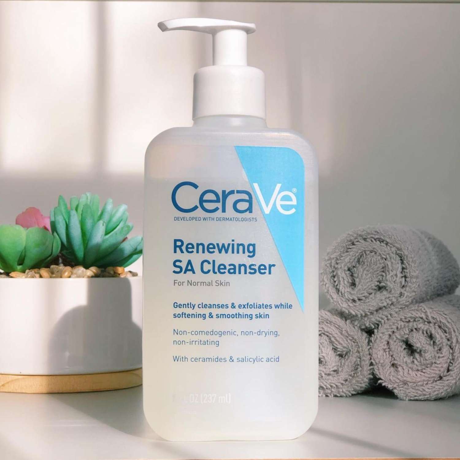 [HCM]Sữa rửa mặt CeraVe Renewing SA Cleanser 237ml