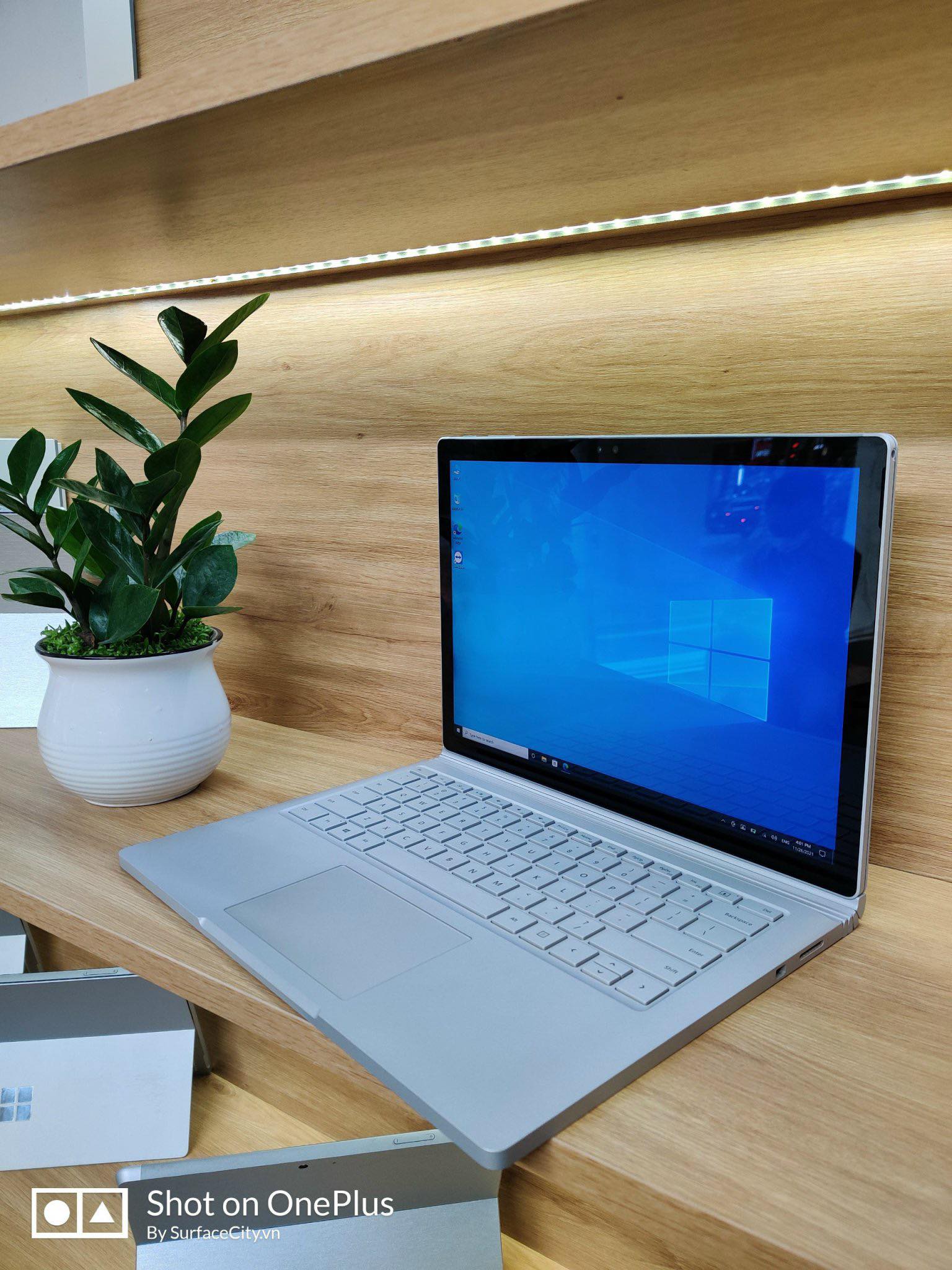 Surfacecity  Máy tính Surface Book 1 Like New Core i5 Ram 8 SSD 256