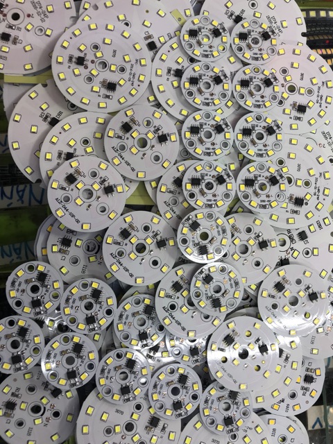 Led miếng 3w điện 220v
