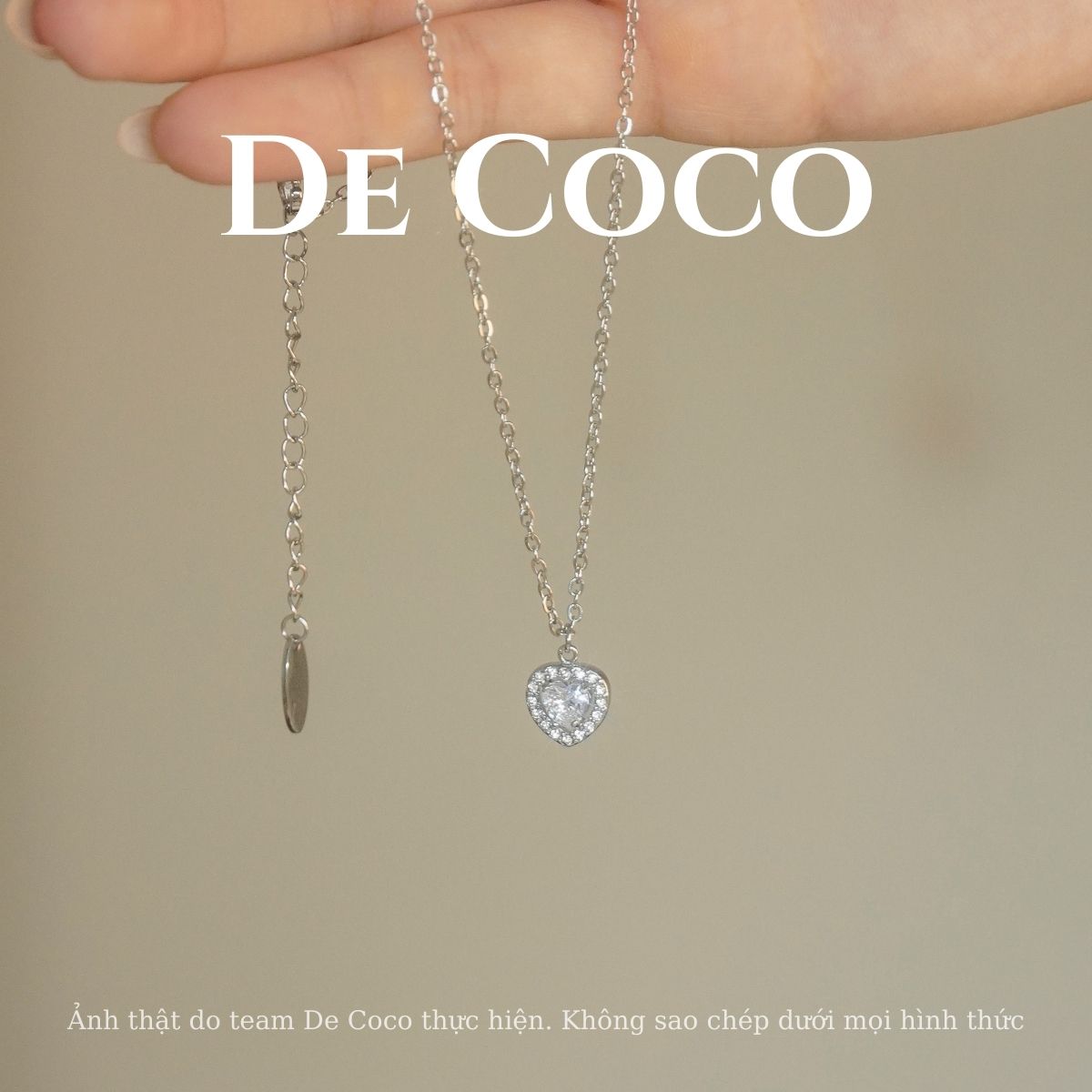 KHÔNG ĐEN GỈ - Vòng cổ, dây chuyền trái tim đính đá Libi De Coco
