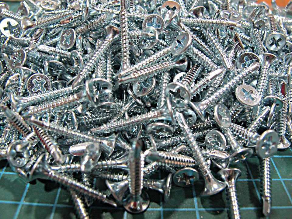 100 Con Vít Đuôi Cá Đầu Bằng 2F5 ( 25MM )