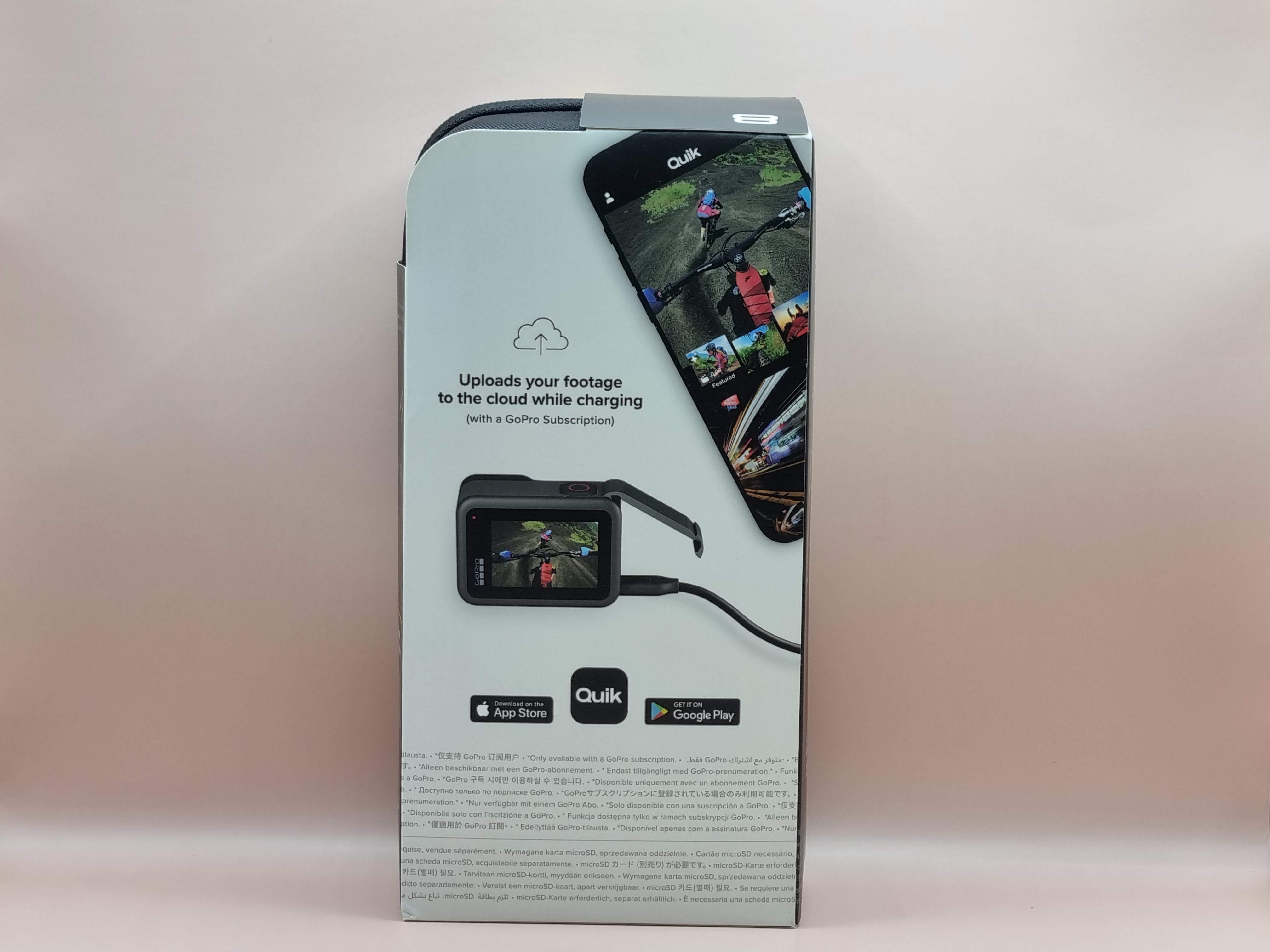 GoPro 8 Black Special Bundle (tặng kèm bao bảo vệ silicon, chống nước)