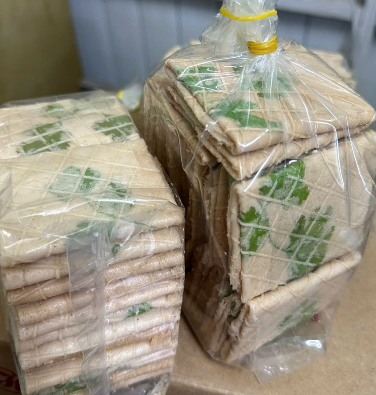 Túi 500G BÁNH KẸP NGÒ NHÂN BƠ ĐẬU PHỘNG bao ngon