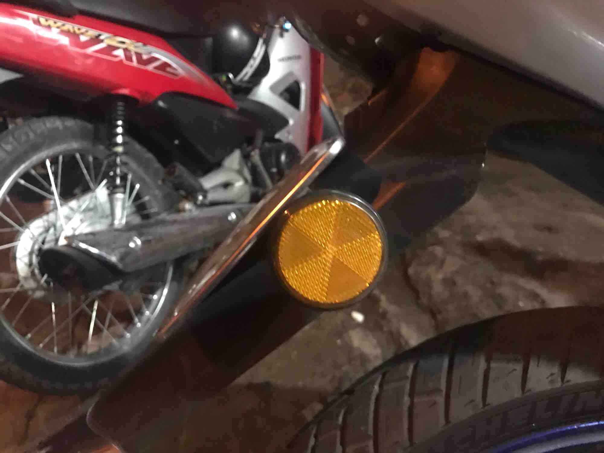 Mắt Mèo Phản Quang Trang Trí