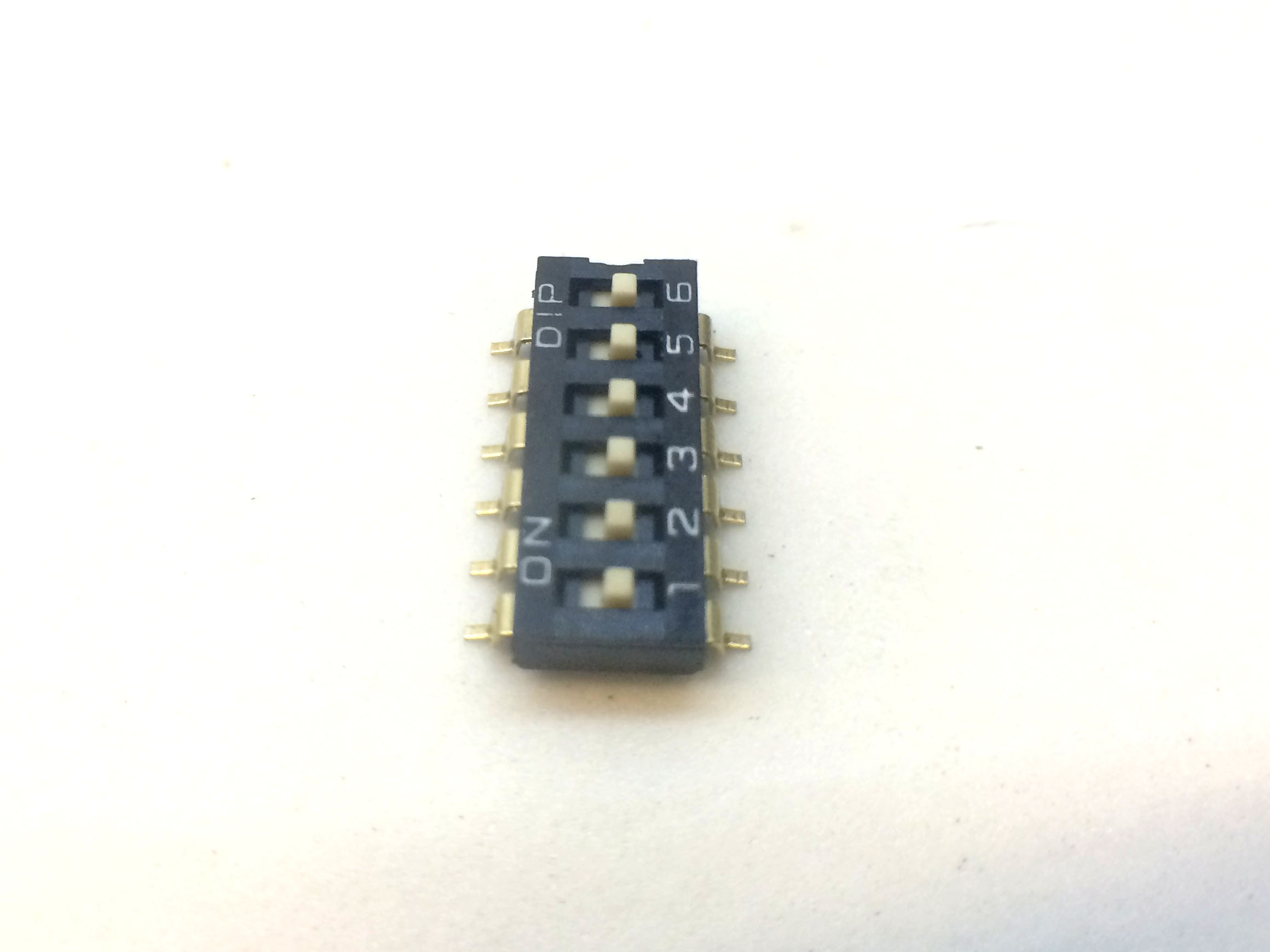 Công tắc gạt 6 nút mini