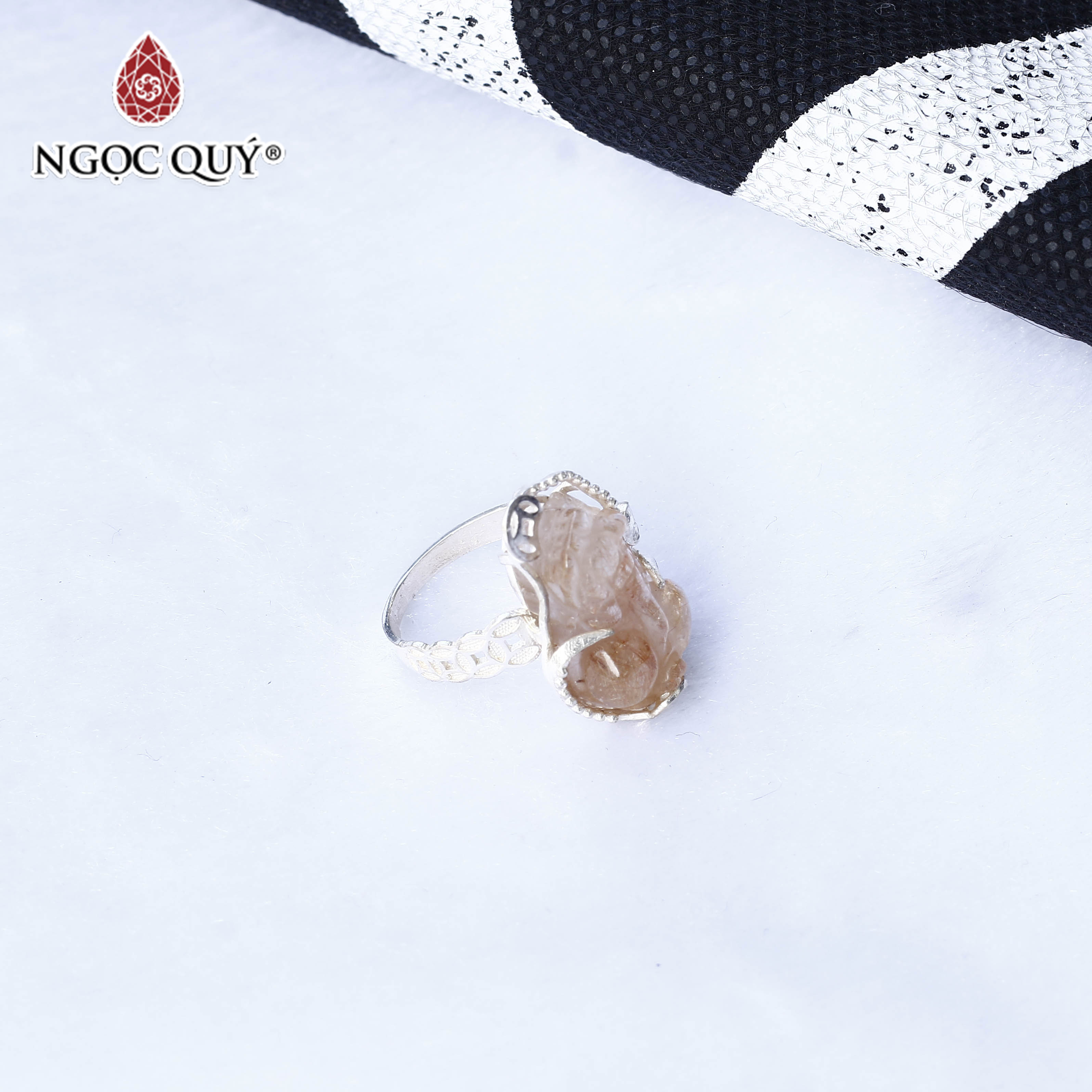 Nhẫn bạc tỳ hưu đá thạch anh tóc đỏ Ni16 - Ngọc Quý Gemstones