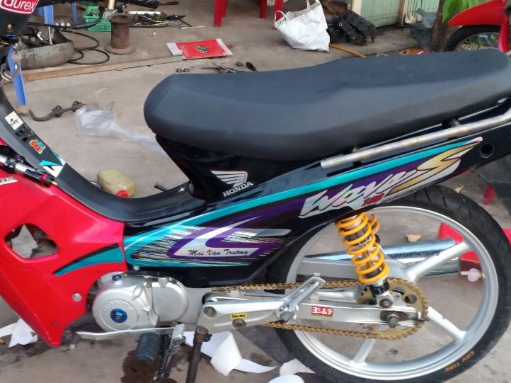 Tem wave 110 crom spark xanh ngọc