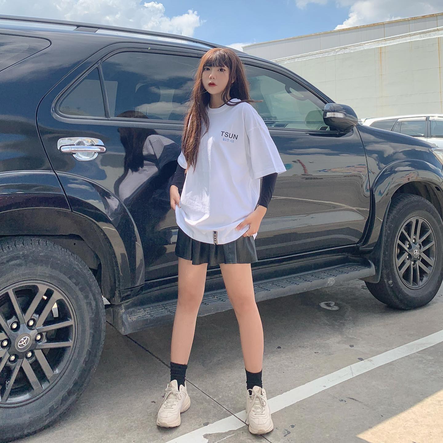 Áo thun TSUN Sig 1 - White unisex nam nữ