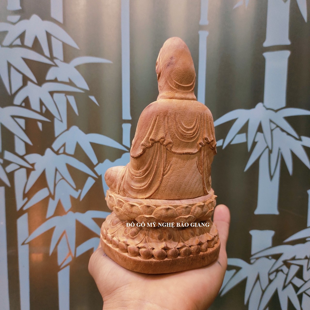 Tượng phật bà quan âm gỗ xá xị