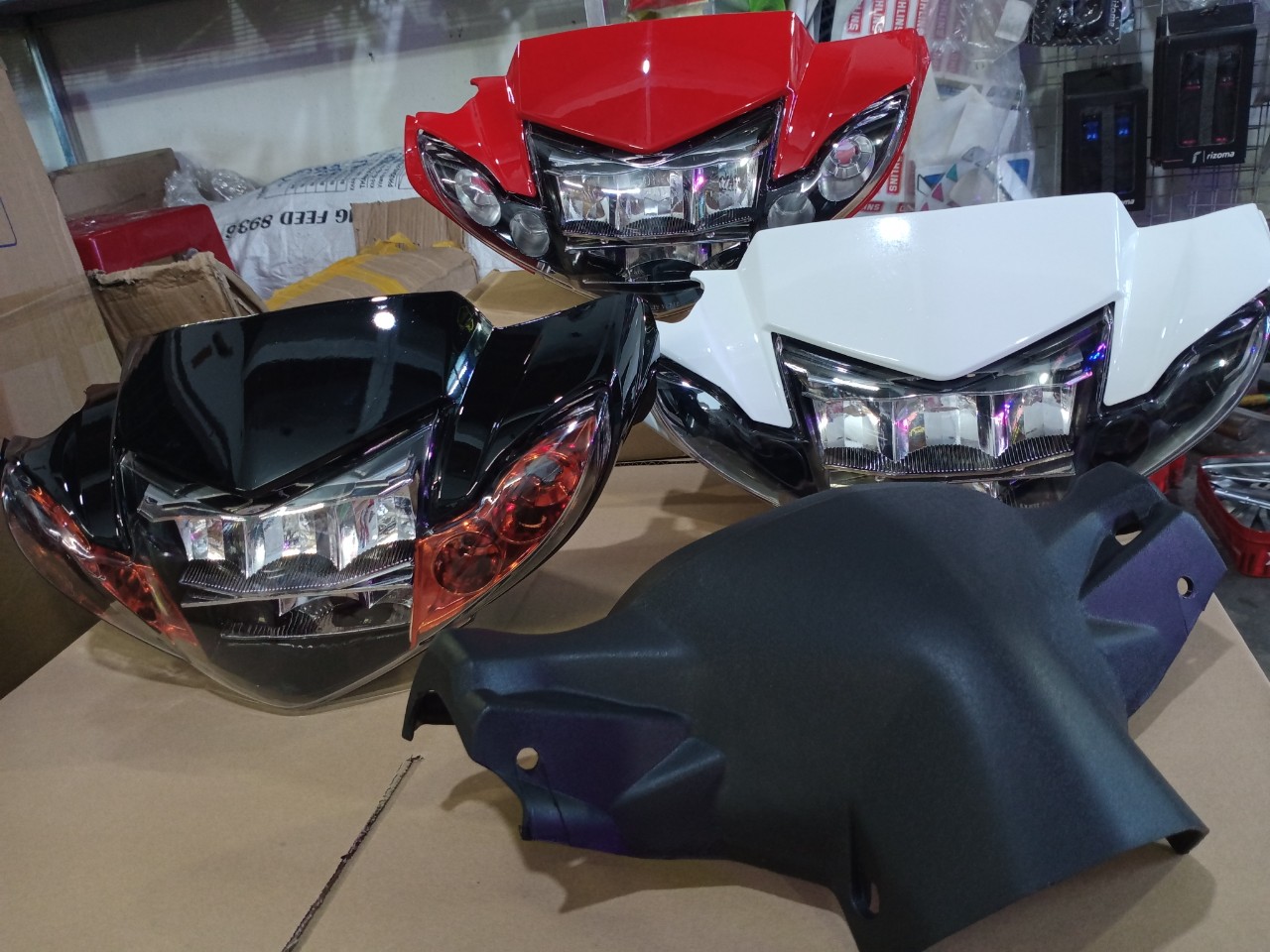 Complete Set of 2-Tier Headlights Installed with Sirius