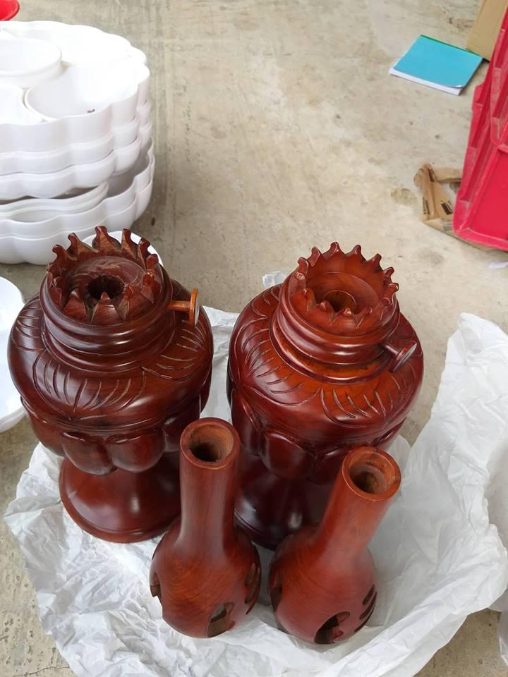 Cặp Đèn Thờ Gỗ Hương Cao 40Cm