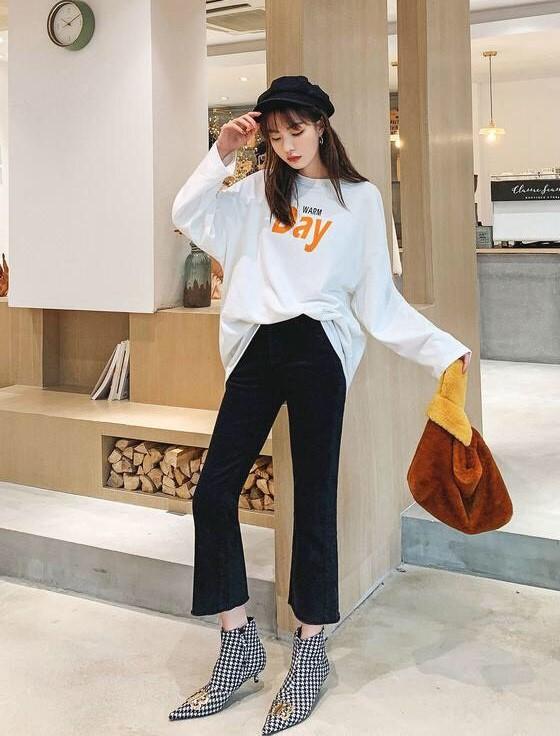 ÁO THUN NỮ TAY DÀI FORM RỘNG WARM DAY