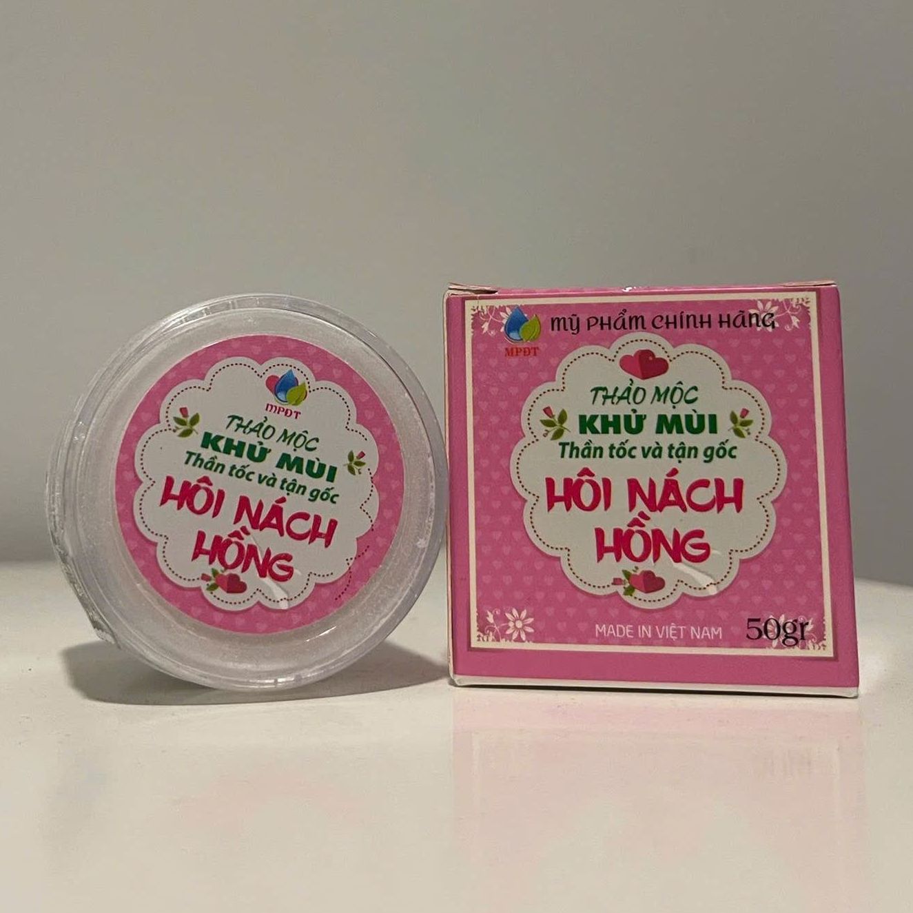 Bột Thảo Mộc Khử Mùi Hôi Nách Hồng MPĐT Ngân Bình 50g