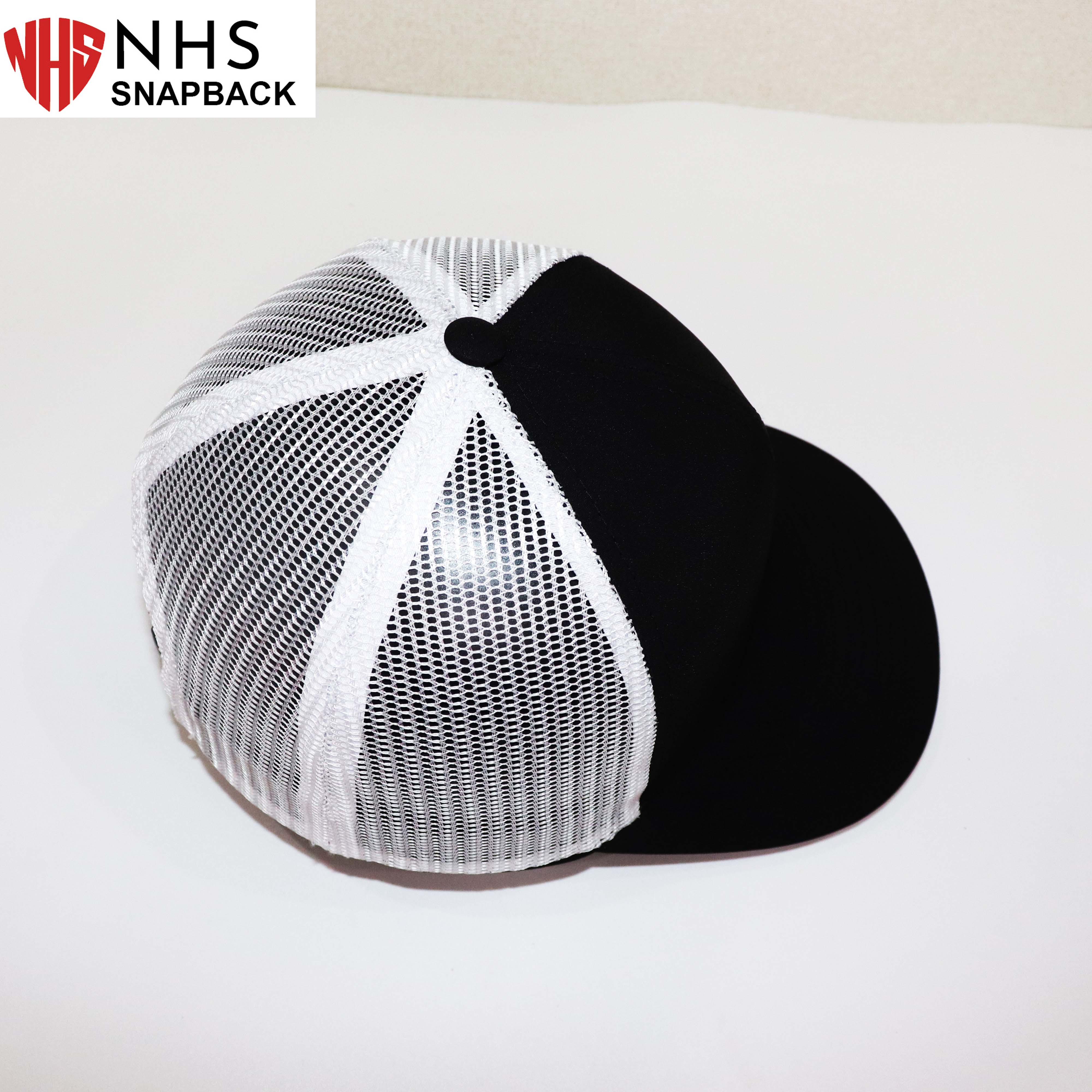 Mũ Snapback NHS Trơn009 Đen Lưới Trắng.