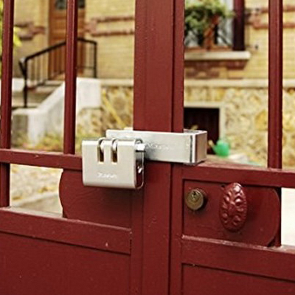 Khóa cầu ngang Master Lock 685EURD (Bạc)