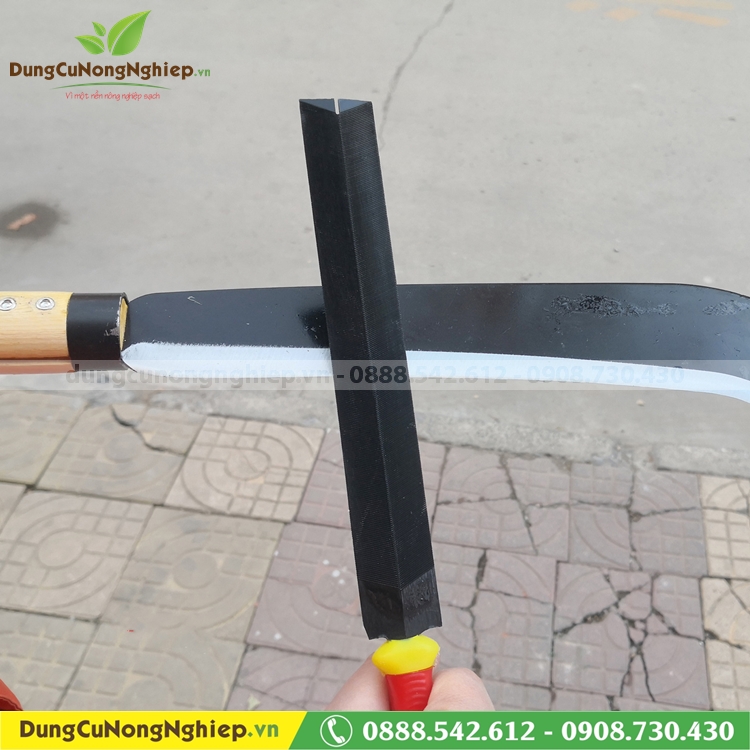 Dụng cụ mài dũa lưỡi cưa 150mm
