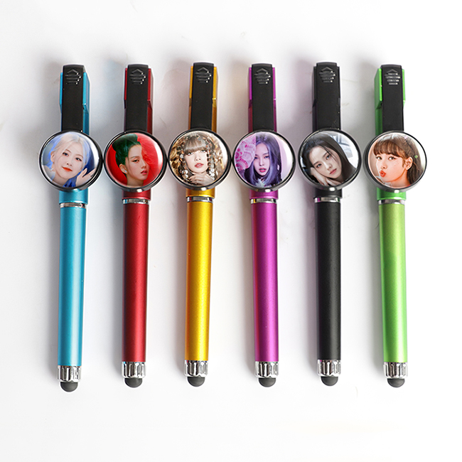 Bút BLACKPINK 3 trong 1 (bút viết+bút cảm ứng+giá đỡ điện thoại)