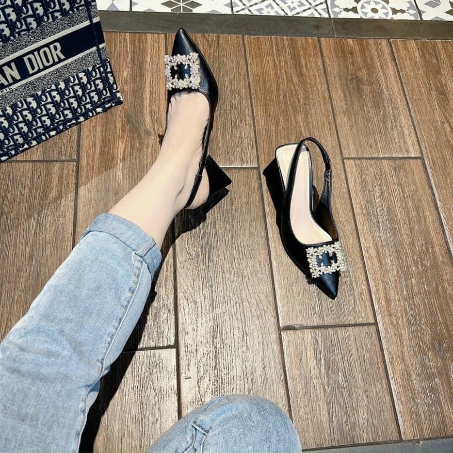 Giày sandal cao gót mũi nhọn da sần gót tam giác 7cm hoa đá vuông- G1011