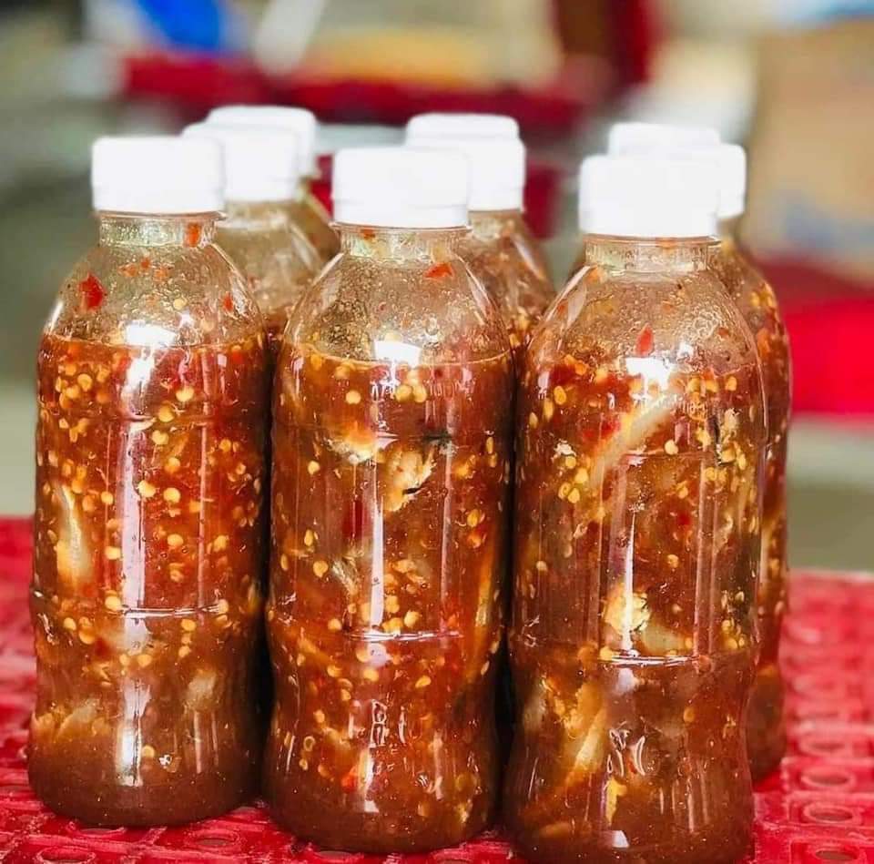 Mắm cá cơm nguyên con 330ml- đặc sản nha trang
