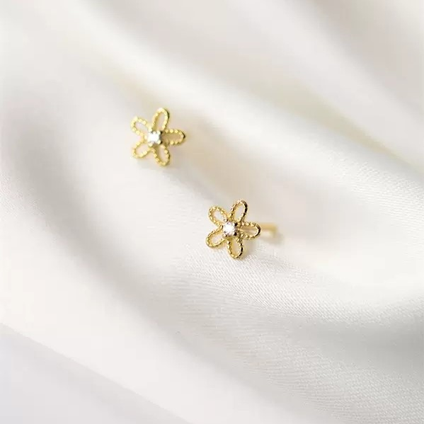 [15-17/5 NHẬP LAZSOCIAL80K GIẢM 80K] Bông Tai bạc ý s925 Hình bông hoa nhỏ xin xắn phong cách hàn quốc - B2611 - Bảo Ngọc Jewelry