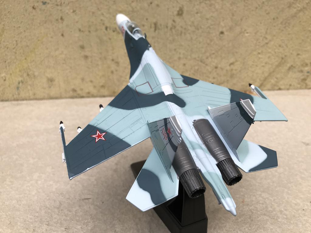 [HCM]Máy bay Tiêm kích SU-27 Sukhoi 1/100