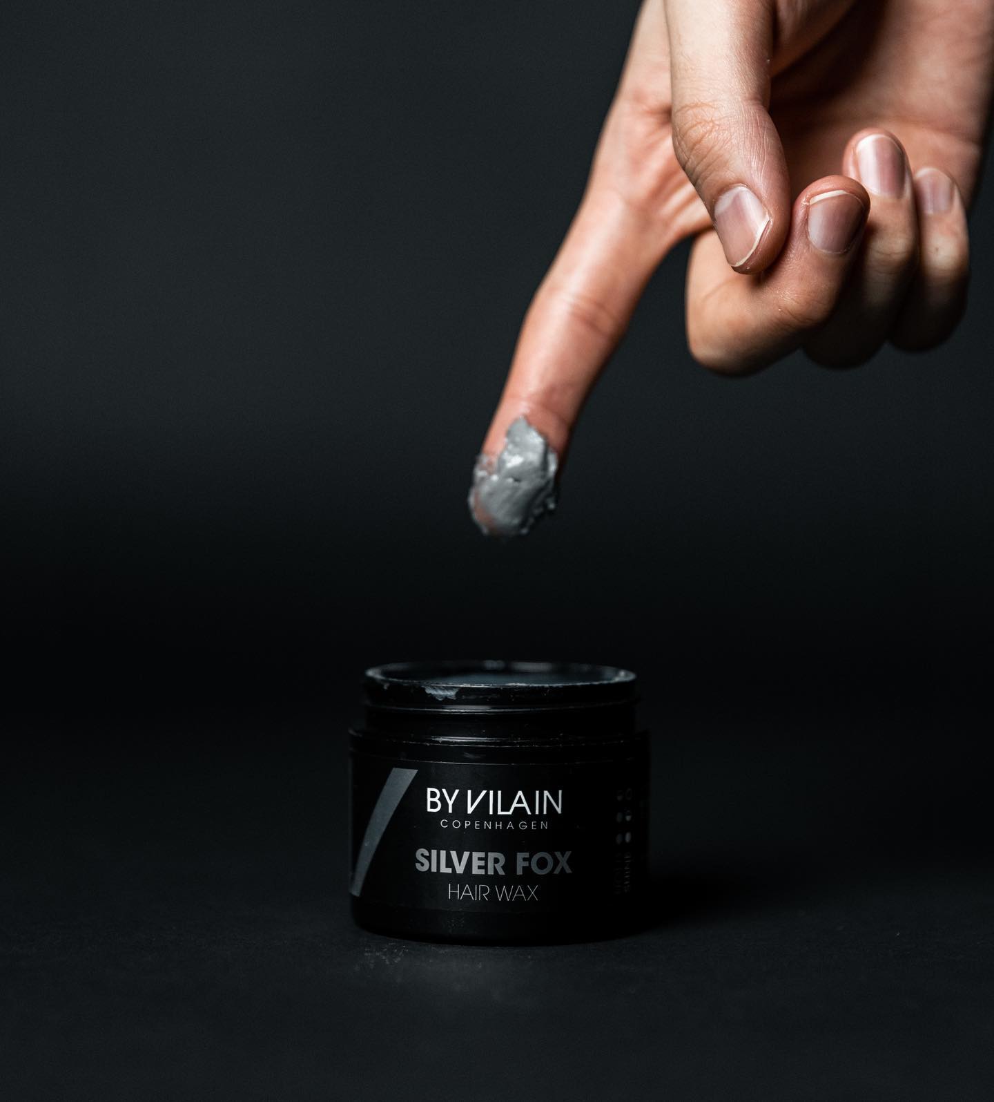 Sáp Vuốt Tóc Nam By Vilain Silver Fox 65g