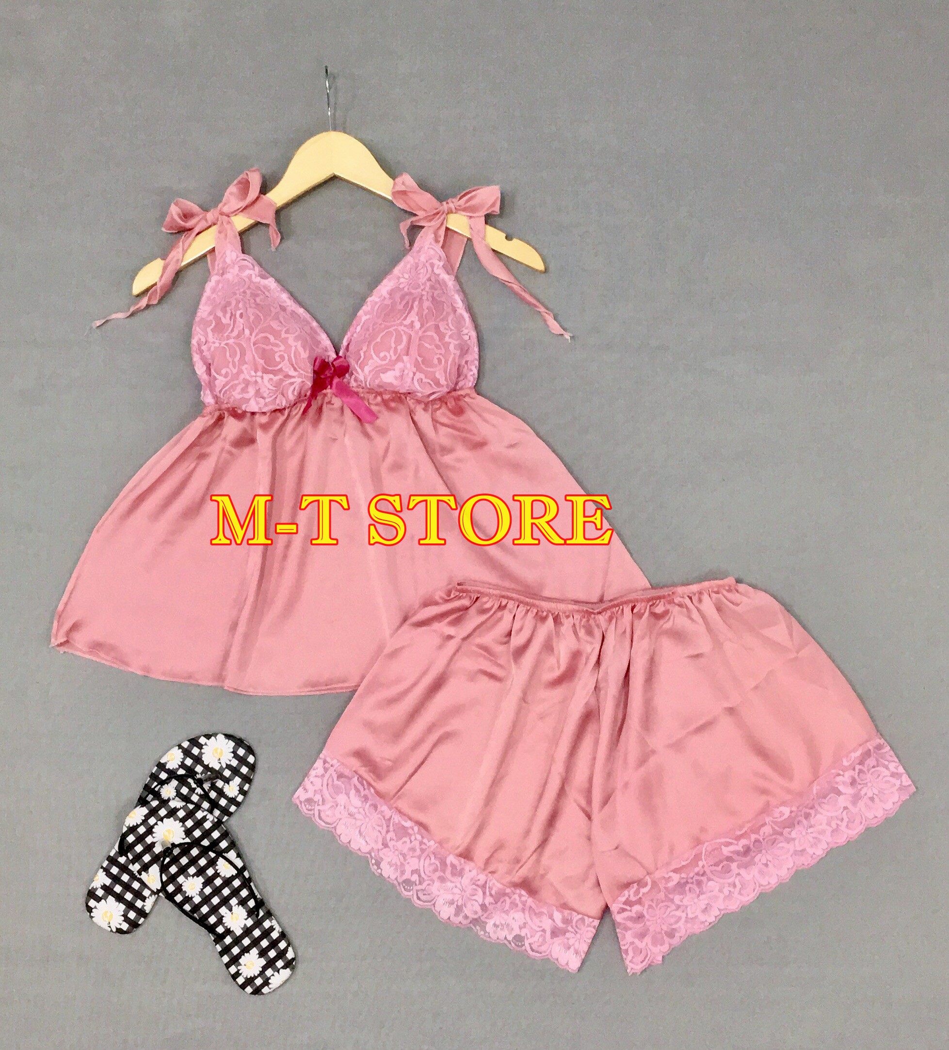 BỘ MẶC NHÀ MẶC NGỦ SATIN 2 DÂY CỘT NƠ CÓ MÚT