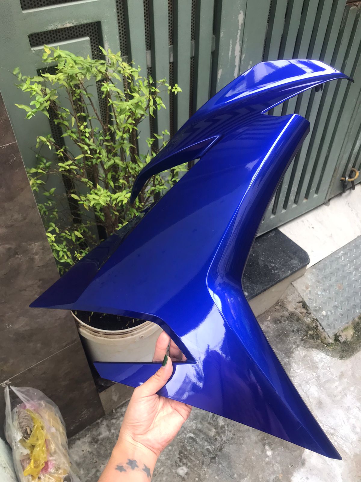 Cặp bửng ngoài zin hãng xanh GP xe Exciter 150.