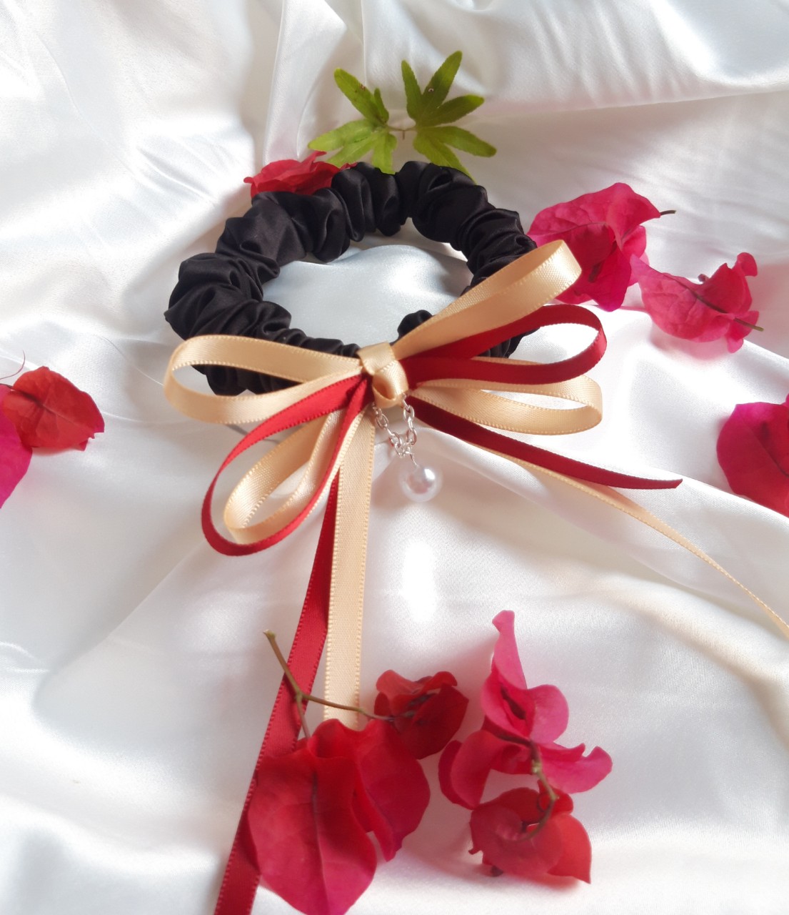 Cột tóc scrunchies Nơ cao cấp (Hình thật).