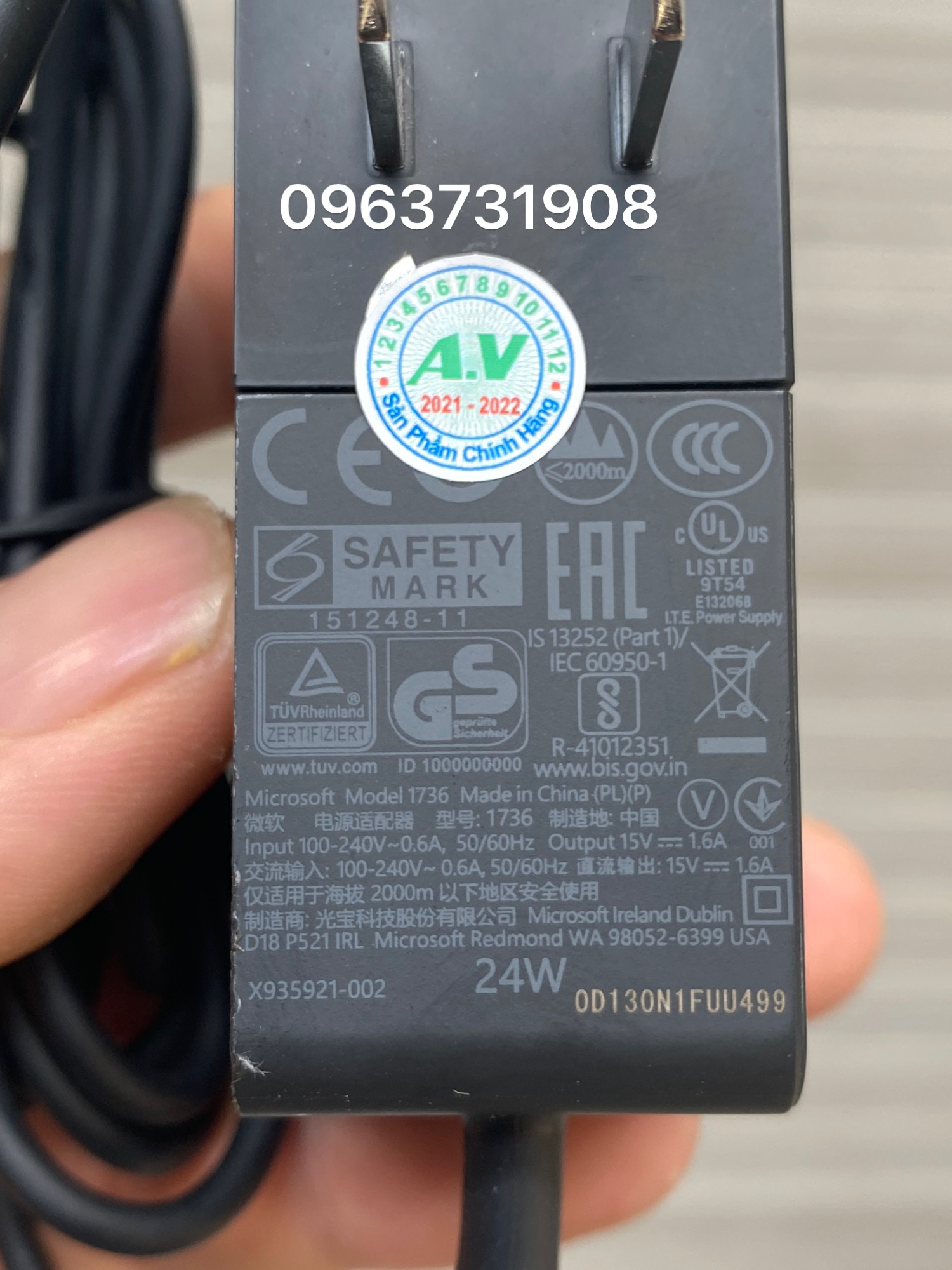 Sạc Microsoft Surface Go 15V 24W chính hãng theo máy