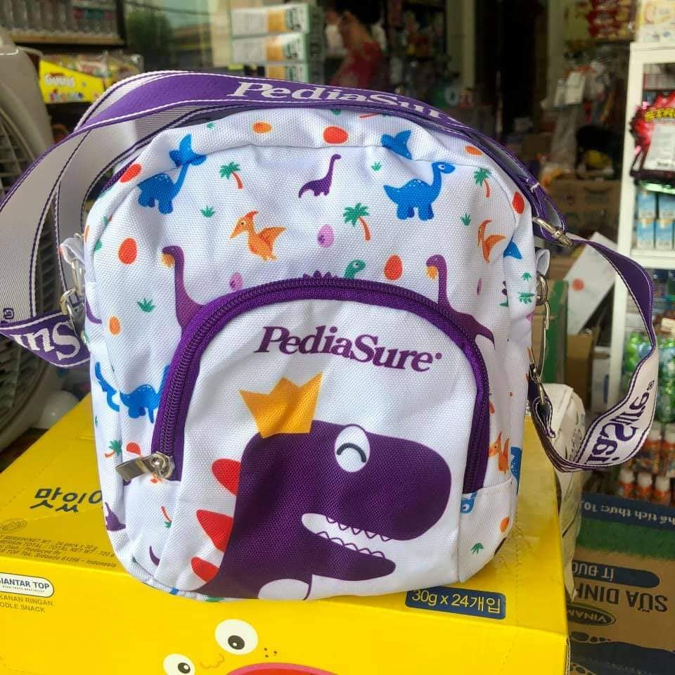 Túi đeo chéo cho bé Pediasure