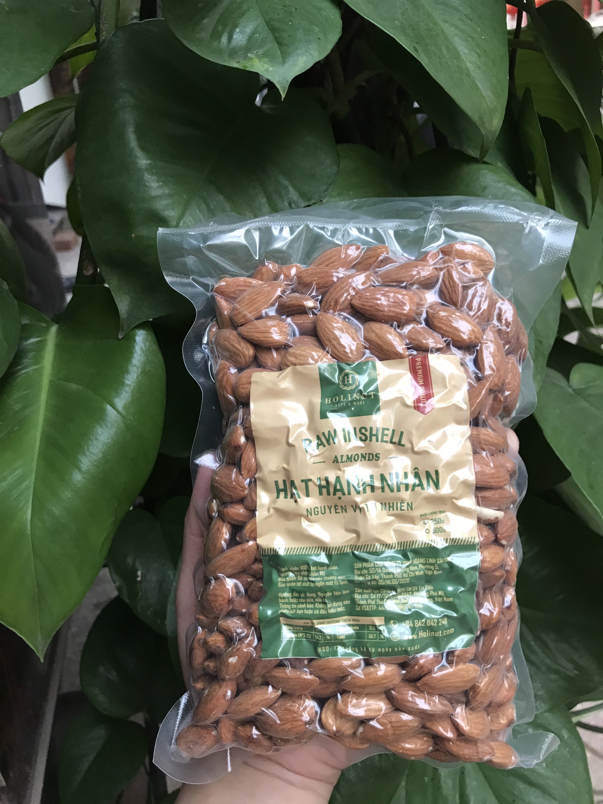 500 gram nhân hạt hạnh nhân rang chín