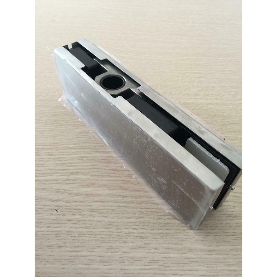 Kẹp kính dưới - kẹp kính cửa thủy lực - 6410