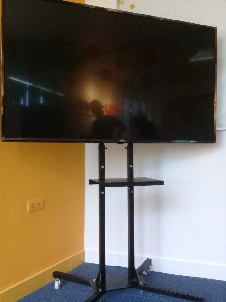Giá treo tivi di động 55-75''